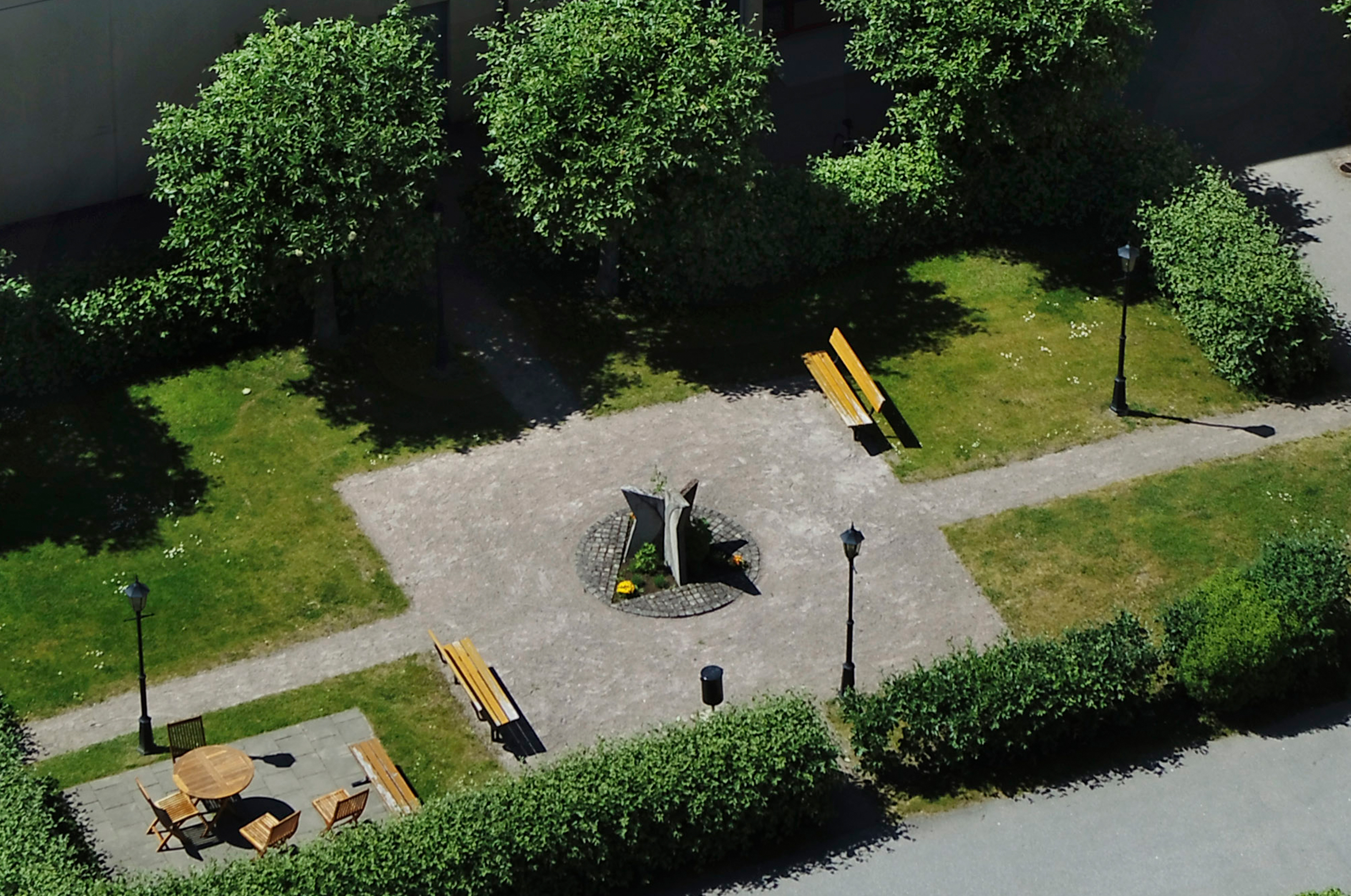 Magnus Engberg - Skulptur på innegården