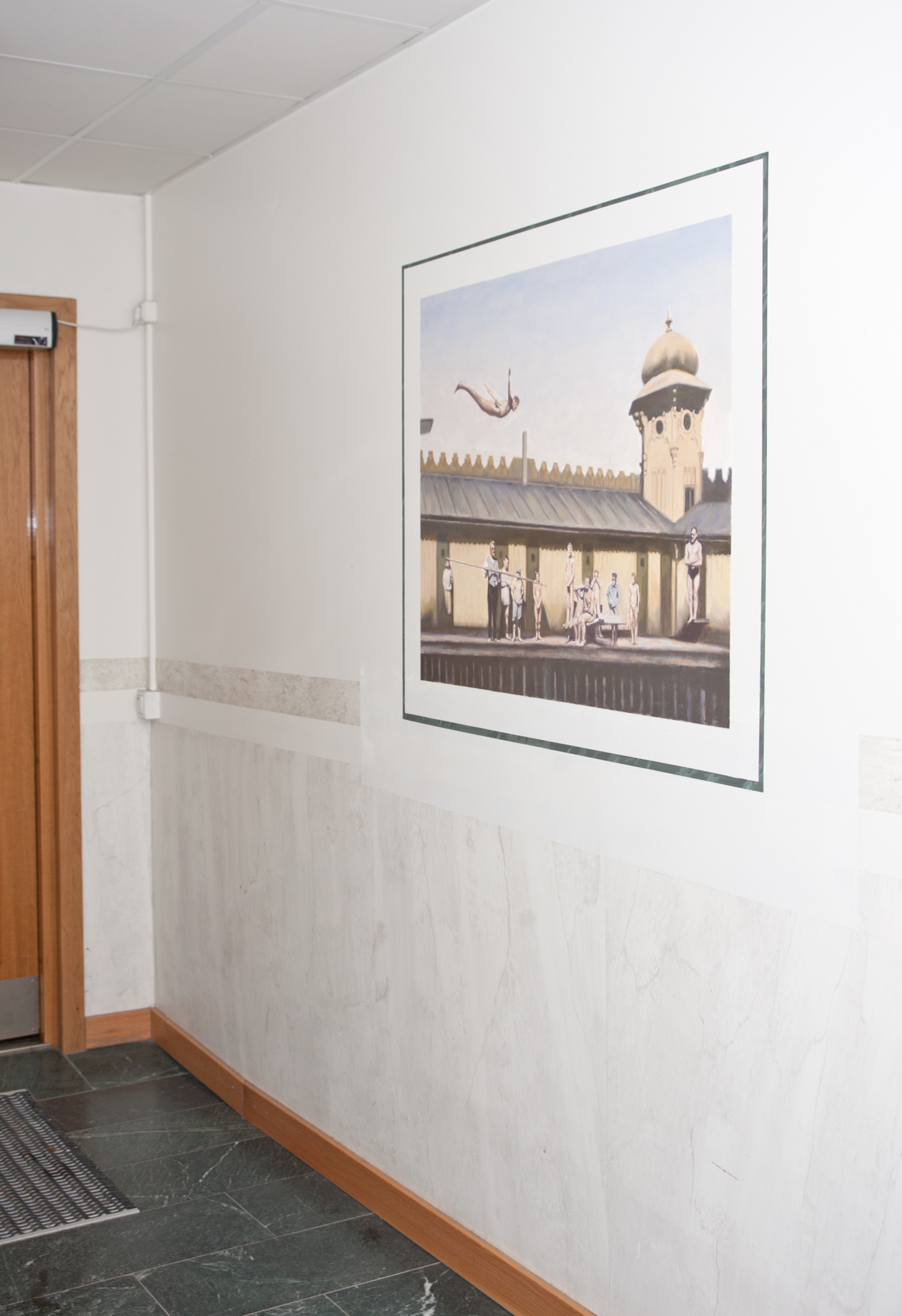 Inne i kallbadhuset